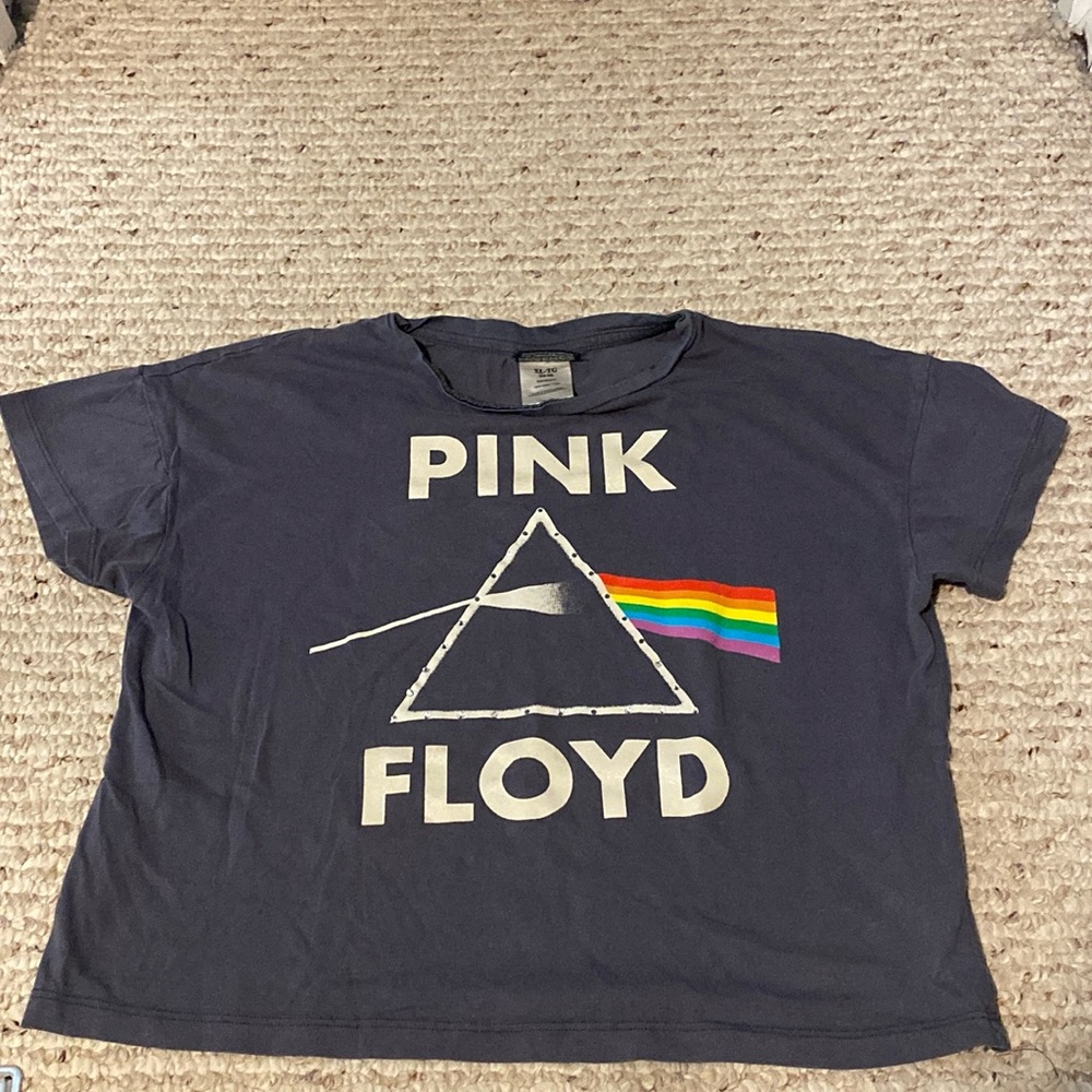 Pink Floyd girls size 14-16 or women’s x small vintage t-shirt cropped